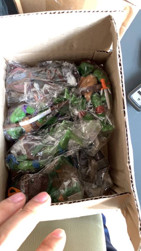 Đồ chơi đẹp, shop giao hàng nhanh, bọc cẩn thận. Bé nhà mình thích mê