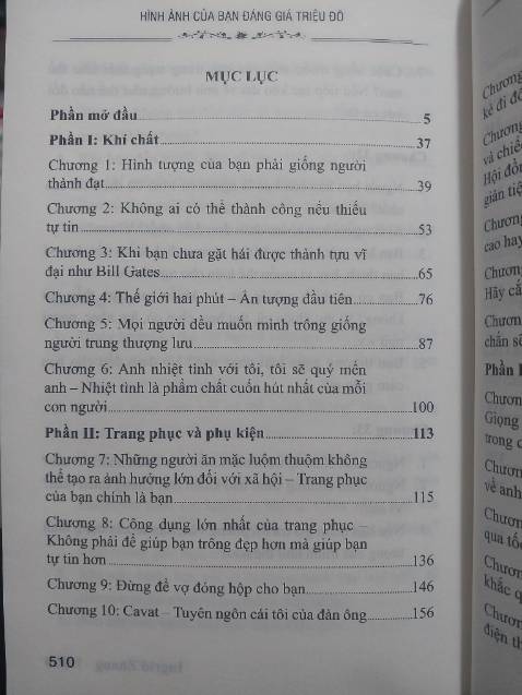 Tiki luôn là nền tảng duy nhất tới thời điểm này mà mình mua sách nên không có điểm gì để chê về chương trình sale, tốc độ và chất lượng giao hàng của Hãng. Khả năng rất cao các bài review của mình sẽ luôn là 4 hoặc 5 sao và sách nào hay lắm mình mới review.
  Về sản phầm thì phải nói đây là một cuốn cẩm nang cực kỳ nổi tiếng và phổ biến và nếu bạn để ý thì các video/ bài viết chỉ cách ăn mặc/ giao tiếp/ phong thái trên mạng hình như đều tham khảo nội dung cuốn sách này. Đây là những chỉ dẫn cơ bản, thiết yếu bạn phải chuẩn bị tốt trước khi bước vào đời đặc biệt là cho ai có thái độ xem nhẹ vai trò của hình tượng mà chỉ đặt nặng trình độ. Chúc các bạn mua và đọc sách vui vẻ nhé !!!