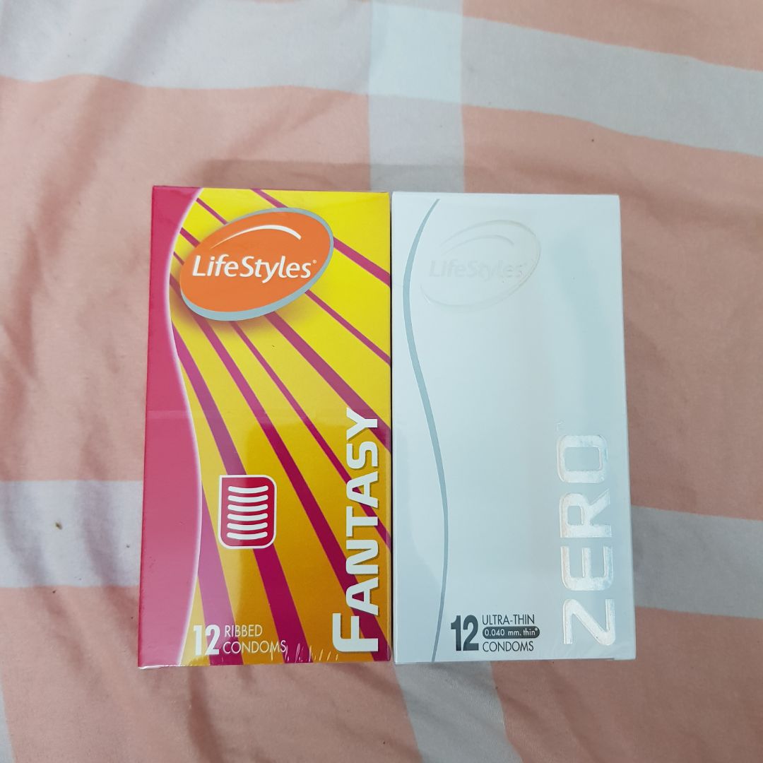 lần đầu dùng nhưng khá là thích vì rất mỏng và nhiều gel. shop tư vấn và phản hồi khá nhanh. ưng ý từ sản phẩm đến cung cách phục vụ. tiki giao hàng nhanh.