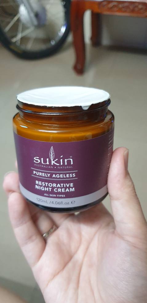 Giảm giá sâu. Kem giao tới còn nguyên vẹn.