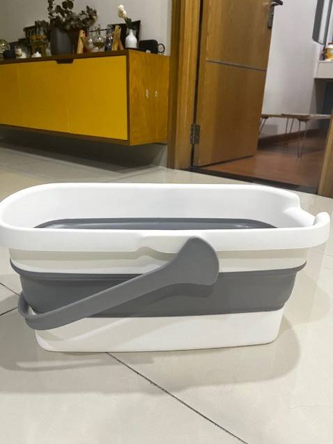 Cố tìm điểm chê nhưng không có gì để chê :v nhựa đẹp không có mùi nồng như mấy hàng đểu, tiện lợi gọn gàng, dễ sử dụng. 10đ cho Tiki về dịch vụ giao hàng rất nhanh, đặt buổi sáng chiều giao liền dù là không phải hỏa tốc. Shop đóng gói cẩn thận