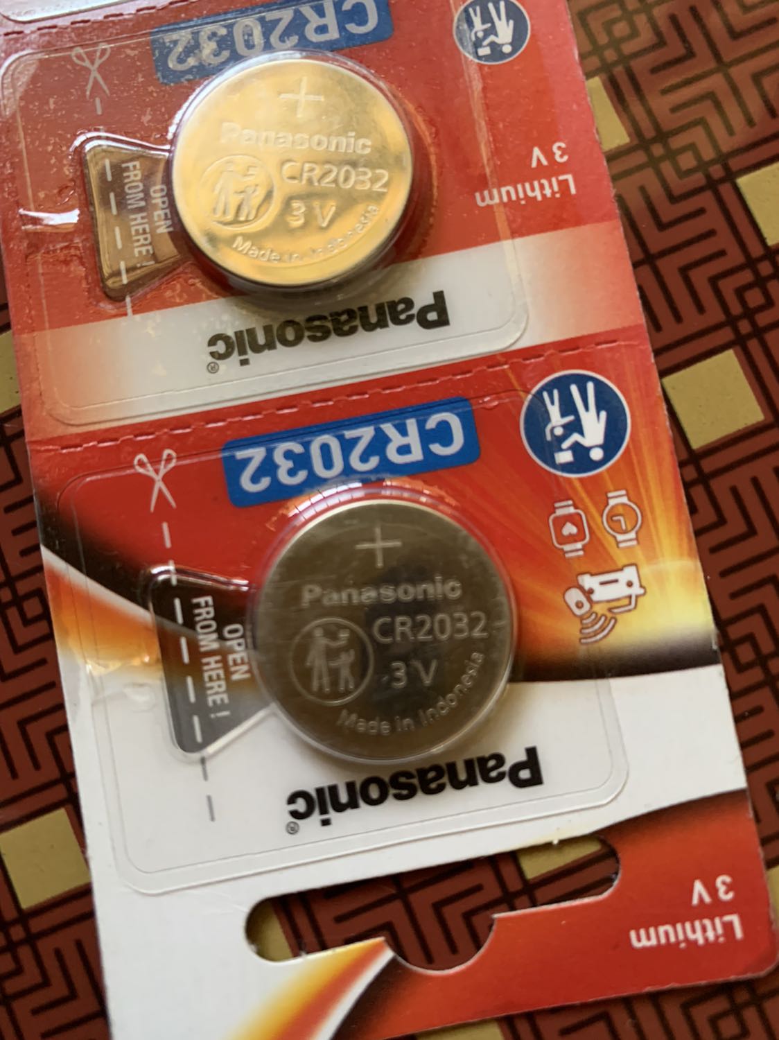 Đang cần pin CR2032 để thay vào cái cân. Sực nhớ có tiki now thế là đặt luôn. Có hàng ngay sau 2 tiếng. Cực kỳ thích tiki now. Hàng của panasonic đương nhiên yên tâm về chất lượng rồi. Mình đã mua pin AA, AAA, giờ mua pin này! Hài lòng! Đang cần pin CR2032 để thay vào cái cân. Sực nhớ có tiki now thế là đặt luôn. Có hàng ngay sau 2 tiếng. Cực kỳ thích tiki now. Hàng của panasonic đương nhiên yên tâm về chất lượng rồi. Mình đã mua pin AA, AAA, giờ mua pin này! Hài lòng!