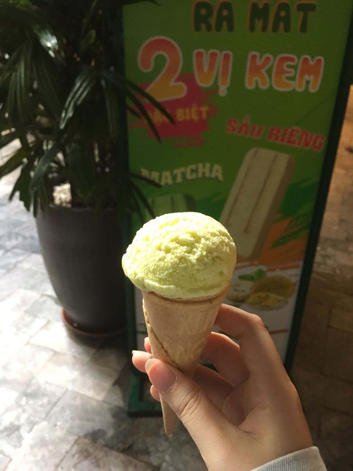 Cặp có dây dễ bị chão, cặp không dây thì lại có quai cặp bỏ balo không tiện. Ngoài ra mọi thứ đều ổn! Hình ảnh ko liên quan tới sản phẩm.