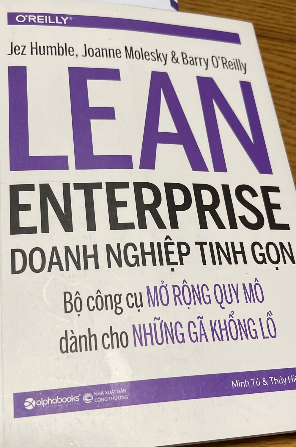 Sách hơi ố vàng 
Hy vọng sẽ giúp ích trong công việc
