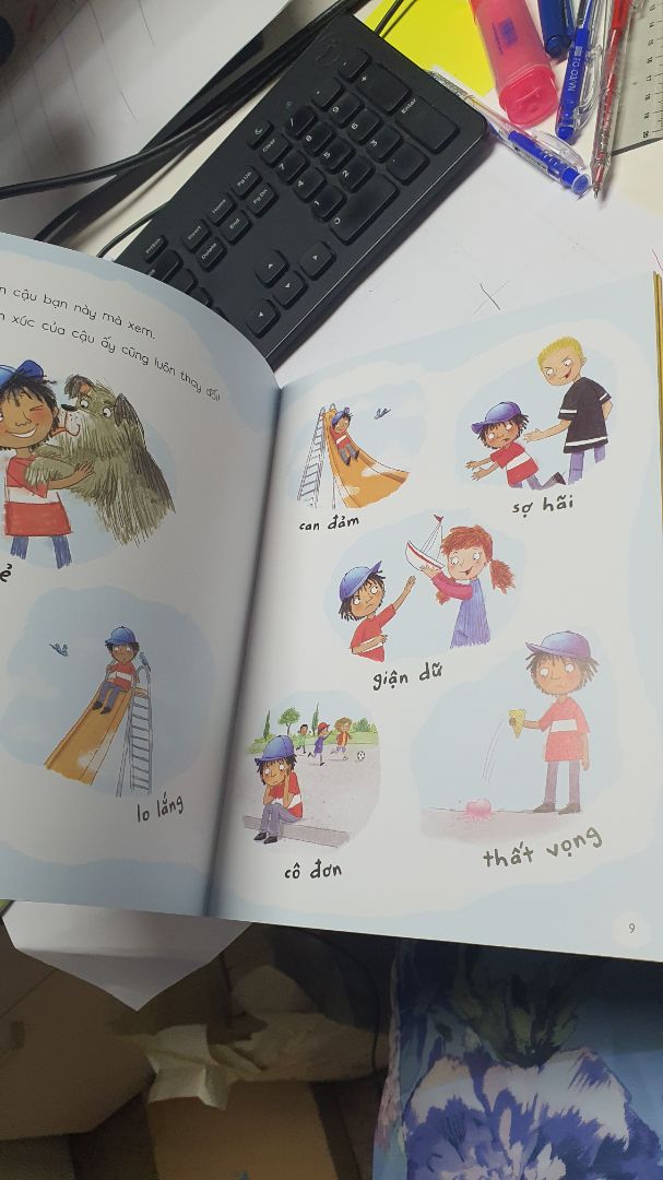 sách của nxb Nhã Nam chưa bao giờ làm mình thất vọng về khoản hình ảnh. sách rất đẹp. nội dung thú vị.