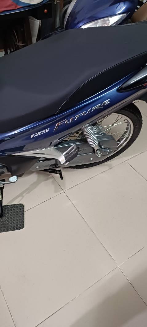 Màu xe đẹp,máy chạy êm,nhân viên tư vấn nhiệt tình,kỹ thuật viên dặn dò cẩn thận ,lại săn được giá sale,có dịp sẽ giới thiệu bạn bè mua