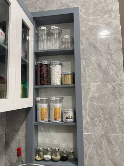 Hộp đẹp cứng cáp , đóng mở nắp dễ dàng. Shop đóng hàng cẩn thận, giao nhanh.