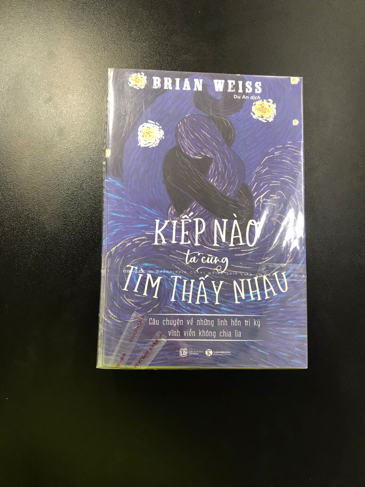 Sách hay, nội dung hấp dẫn. Đáng mua lắm mọi người 👍👍👍