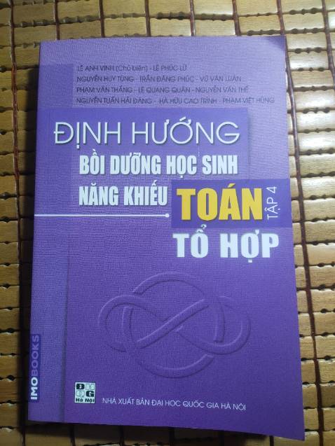 Sách đẹp và mới,mùi sách thơm,nội dung hay và thú vị....