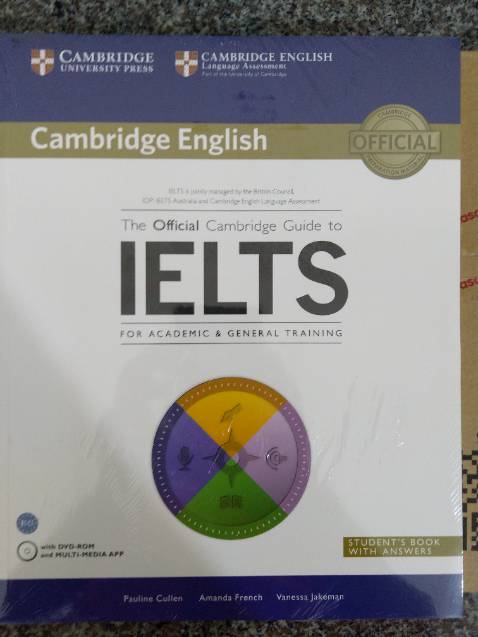 Sách Đóng gói rất cẩn thận. Chất lượng giấy và mực in rất tốt phù hợp với giá tiền. Sách kèm đĩa CD-ROM đầy đủ. Tuy nhiên thông tin cập nhật về trạng thái đơn hàng không rõ ràng gây khó khăn khi chờ đơn hàng hơn so với sản phẩm của tiki trading.
