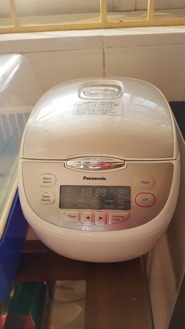 Dùng rất ổn. Giữ ấm lâu. Còn độ bền thì phải dùng lâu mới biết được. Đánh giá 5 sao cho Tiki.