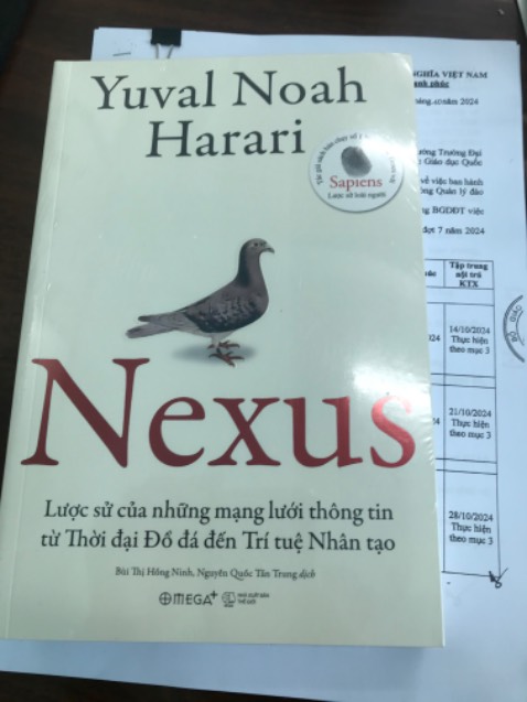 Sách thuộc thể loại cần nghiền ngẫm, nhai lại nhiều lần như các cuốn trước nên cá nhân mình không nhận xét nội dung. Sách cùng kích thước và số trang với các cuốn trước. Thời gian giao hàng hơi lâu.