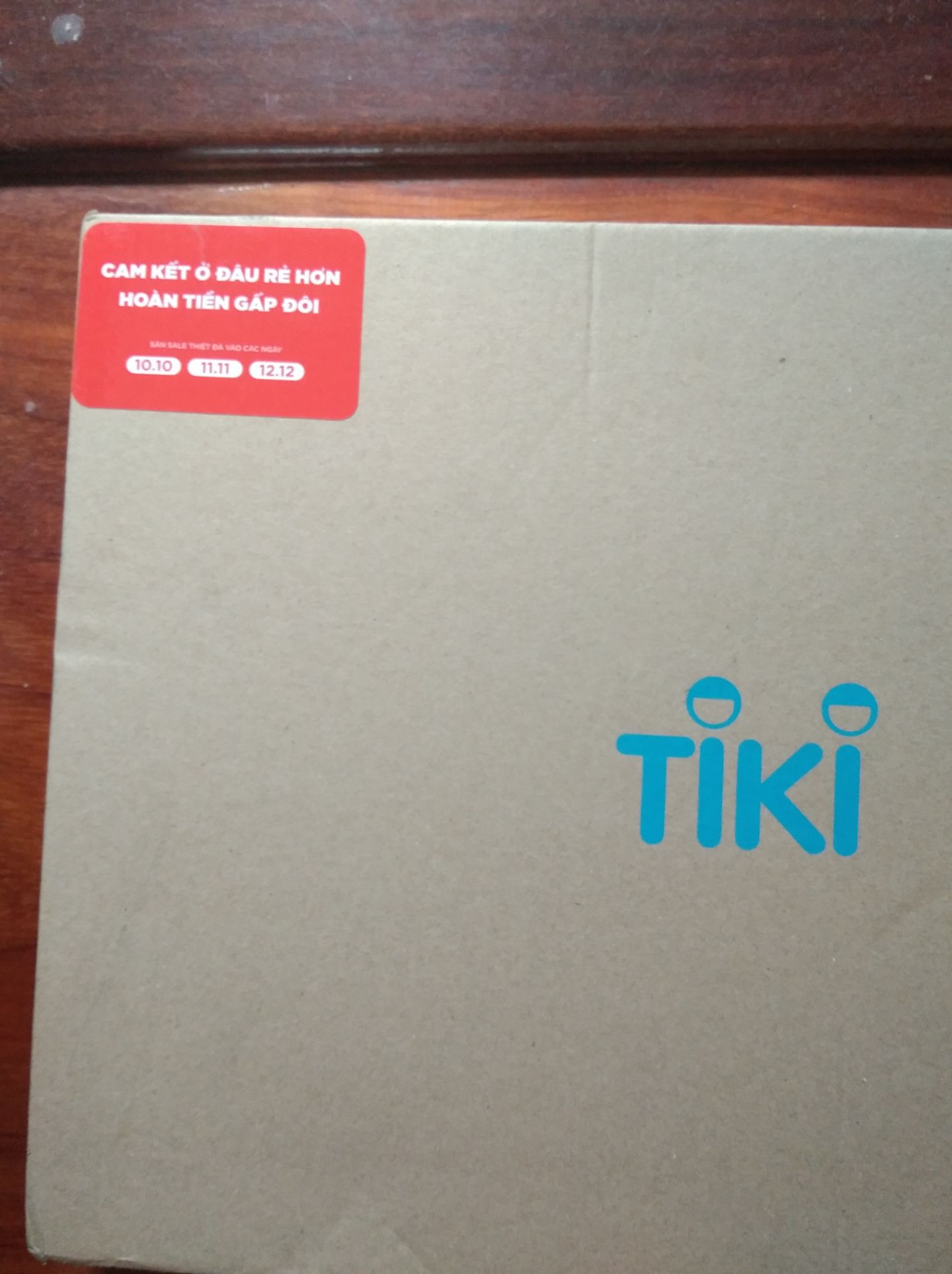 Sản phẩm đẹp, sắc nét, chất lượng bàn và quân cờ tốt, giao hàng rất nhanh, ưng ý