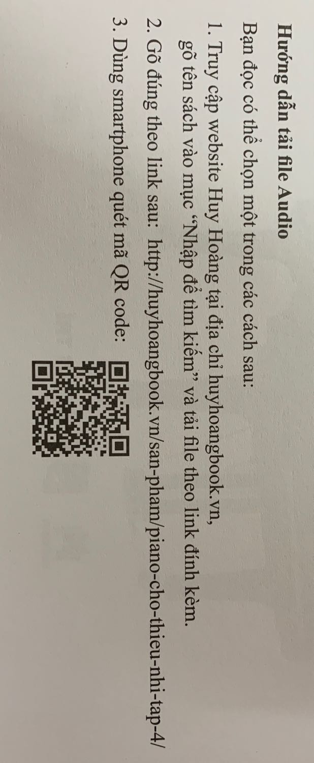 Sách trình bày rõ ràng, khuôn nhạc và nốt to, dễ nhìn. Giao hàng nhanh. Tuy nhiên trừ 1 sao vì link tải file audio trong sách bấm vào không tải được. Phải vào trang huyhoangbook.vn search đúng tên sách bấm vào trang bán sản phẩm này thì mới tìm thấy link tải. Góp ý Tiki có thể copy link này bỏ vào phần nội dung sản phẩm trên tiki để khách hàng đỡ phải tìm. Đặc biệt là những người không rành về internet.