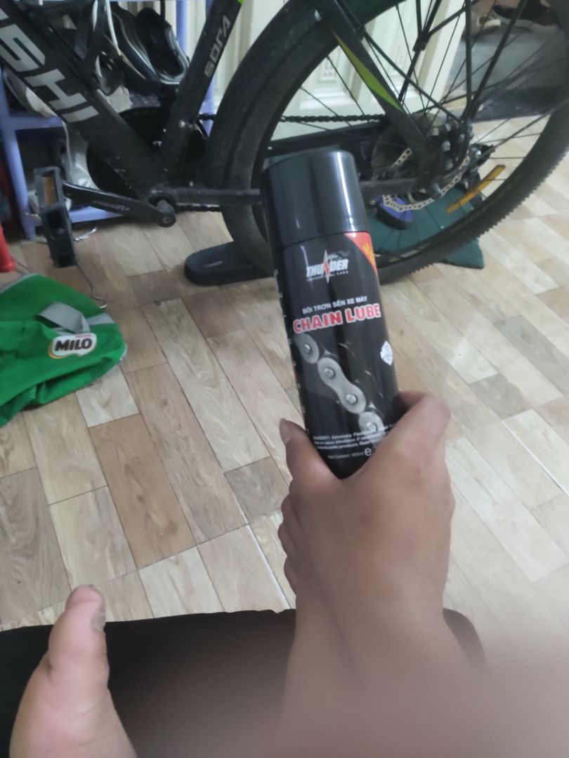 sử dụng để rửa sên và bôi trơn rất phù hợp nhiều loại xe. có thể dùng cho xe đạp rất tốt. nhìn chung tốt so với tầm giá