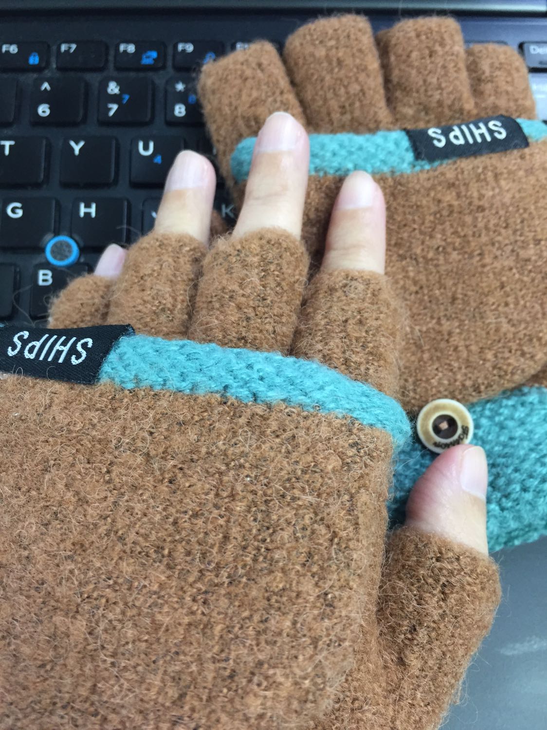 Hàng đẹp như hình, giữ ấm tốt