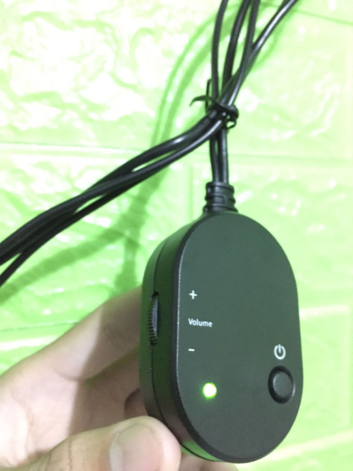 Mình ở tận Cà Mau mà đặt hôm trước hôm sau nhận được hàng rồi ^^, loa nghe rất hay, bass rất mạnh, âm thanh khá lớn, nghe rất hay ( nên mở dưới 80% thì hay ^^ ), không bị móp méo gì lớn, loa ve tinh có một loa bị trầy không quá lớn^^ chắc do làm rơi