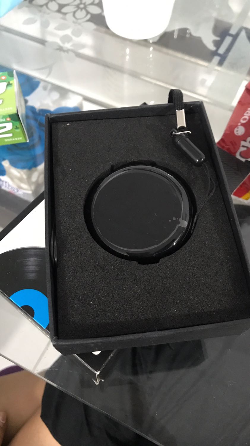 Sản phẩm nghe nhạc tốt, nhưng không tải phim dung lượng cao đc.