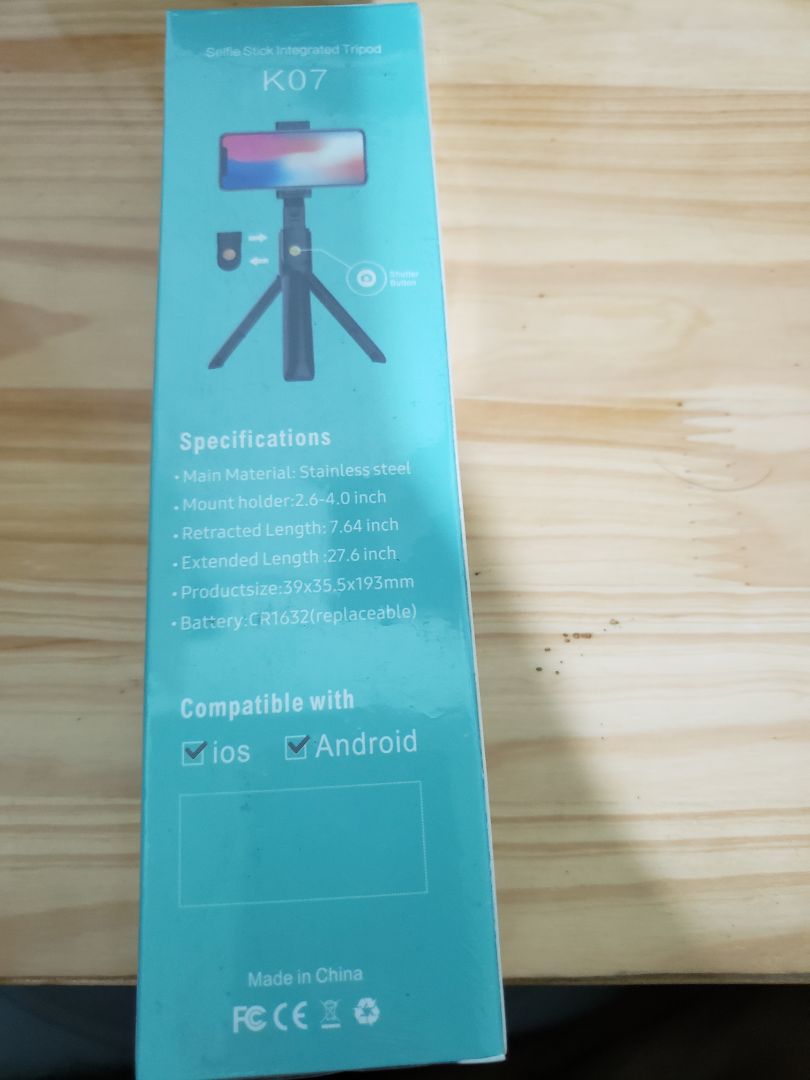 Gậy giá rẻ mà rất tiện lợi, không cần sạc, pin trâu chụp đẹp, giao hàng nhanh nữa, shop tuyệt vời.