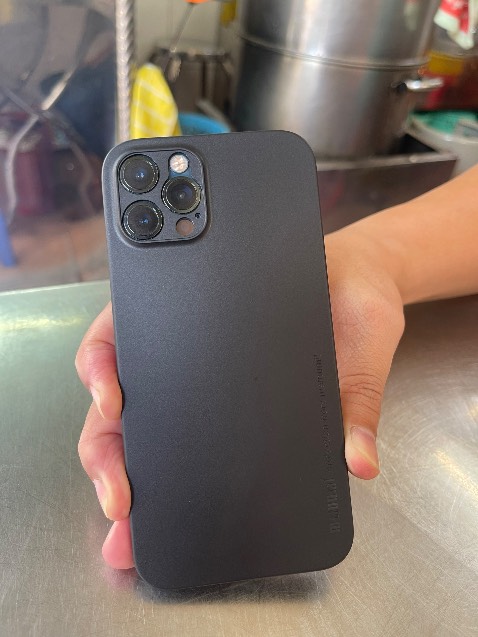 Tôi đã mua đơn hàng màu xanh navy, tại sao lại giao màu đen?