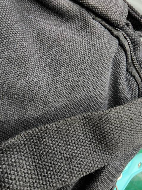 chất liệu sản phẩm tốt, vải khá dày, mình không ưng màu vải lắm nhưng nói chung ok 👌