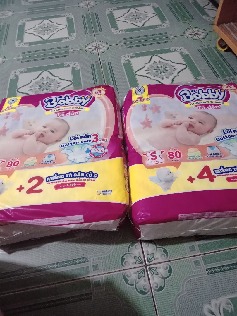 tặng 8 miếng cùng loại vậy mà giao 2 bịch.bịch tặng 2 miếng bịch tặng 4 miếng. không bao giờ mua nữa