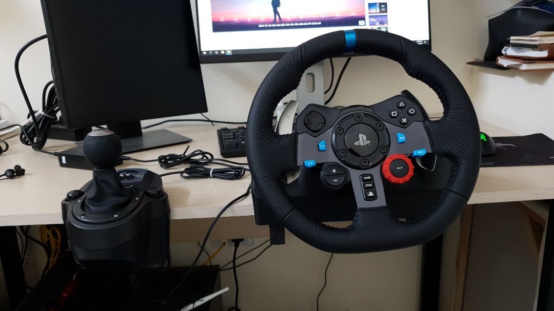 hàng dùng tốt, chính hãng, gắn vào bàn nên có thêm miếng đệm chống rung thì ổn