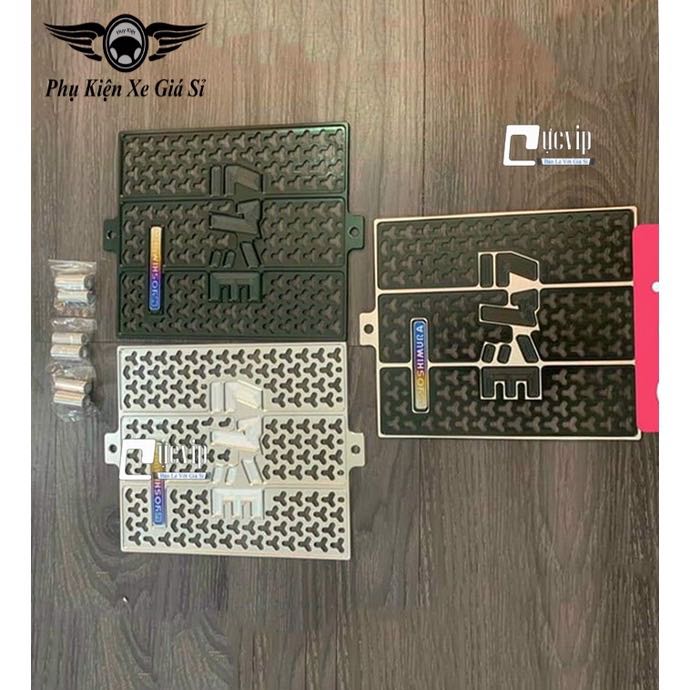 - Phụ tùng zin raider satria sỉ lẻ chính hãng 
- Bảo dưỡng máy, trị bất kì loại bệnh nào về máy , nâng cấp máy tất cả các dòng DOHC 
- Rửa full xe siêu sạch giá tới nái 
- Đồ chơi xe, nhớt chiết lẻ , bảo trì xe tuột nồi, vệ sinh họng xăng, lọc gió , nsd ... vân vân và mây mây