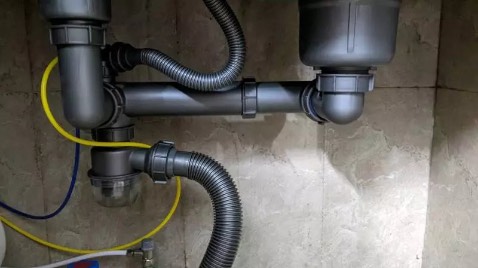 Sản phẩm chất lượng, đúng như hình , ống rất cứng ,giao hàng nhanh , thoát nước tốt , ngăn mùi , đáng tiền nên mua. Đúng loại mình cân tìm luôn.