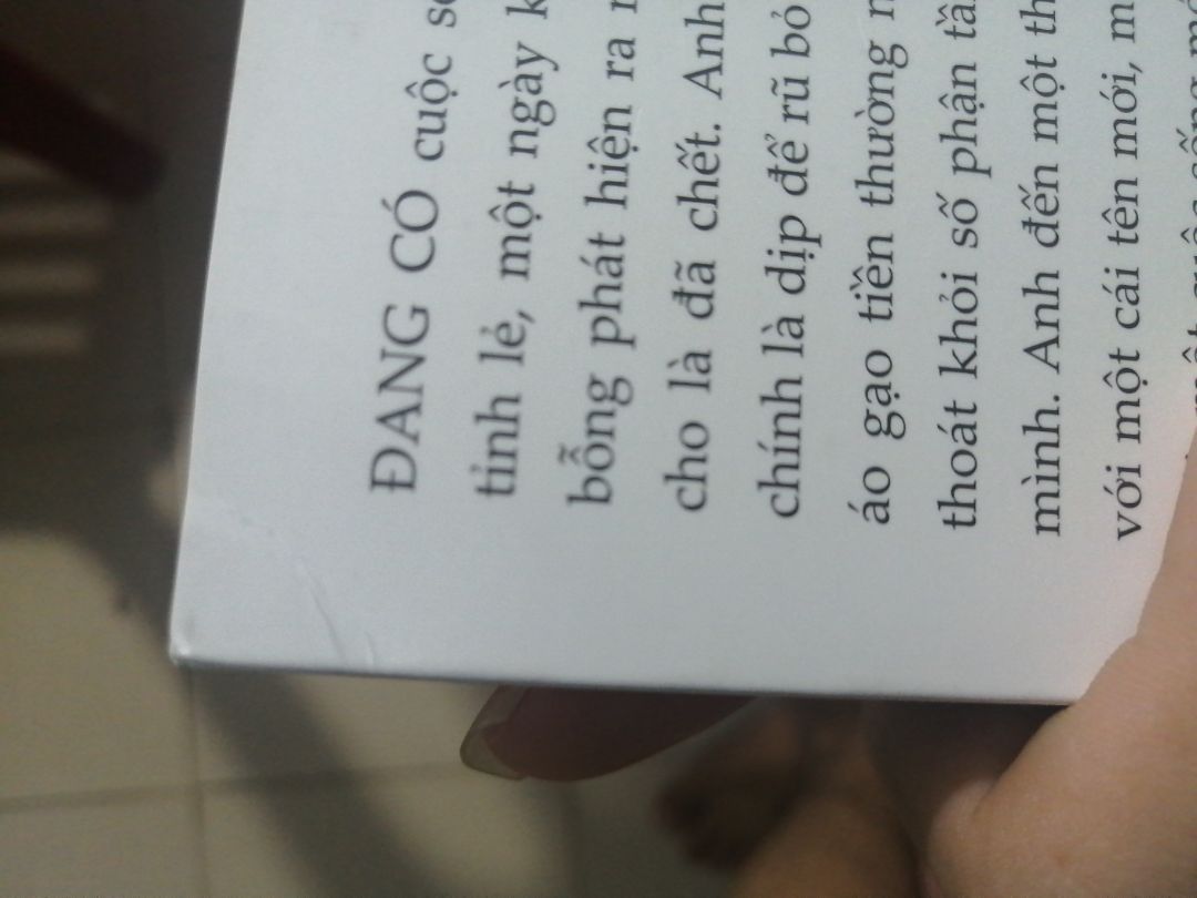 Sách đẹp, nhưng vài chỗ hơi lỗi.