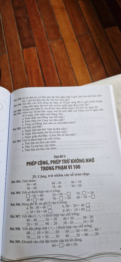 Chu in trang den, sach in binh thuong.