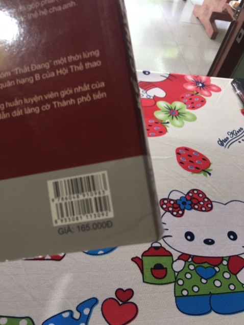 Hài lòng 
Giao hàng nhanh , sách ổn , nhưng có chỗ bị nhăn , dơ . 
Sách khổ bự , dày .