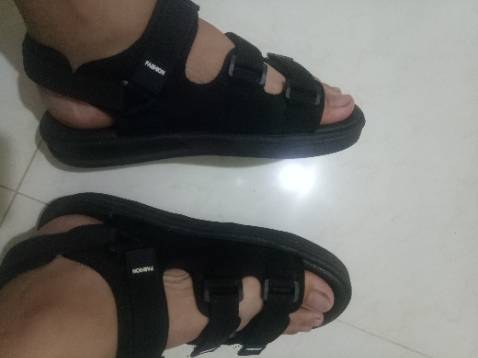 Hàng đúng mẫu , chất lượng, giao đúng ngày , mê đôi dép này quá.C.ơn shop Hàng đúng mẫu , chất lượng, giao đúng ngày , mê đôi dép này quá.C.ơn shop