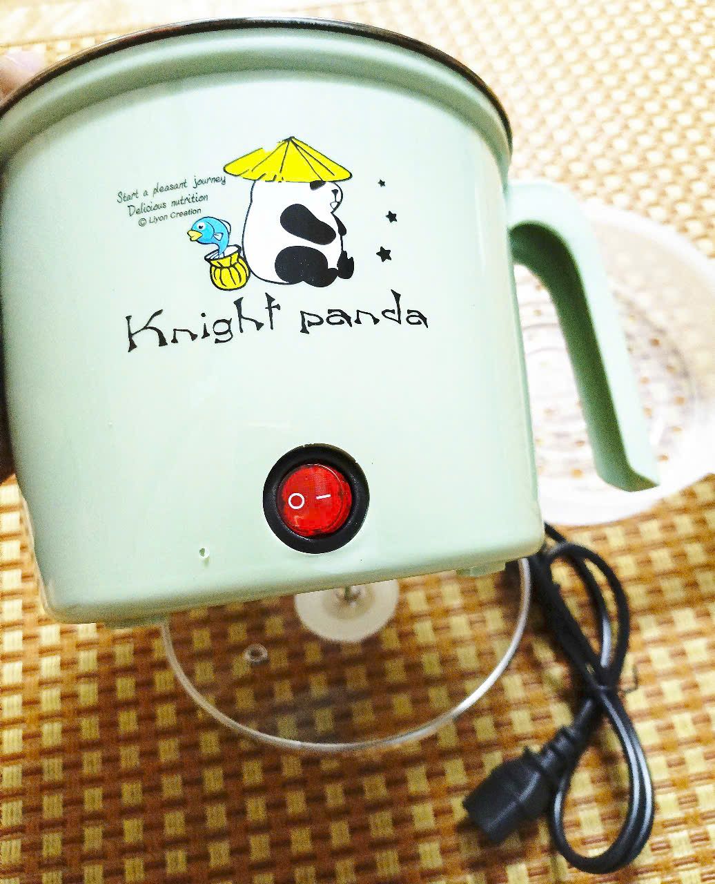 Nấu siêu nhanh , chất liệu tốt , có cả lồng hấp nữa nên cũng rất tiện . 10 điểm cho chất lượng