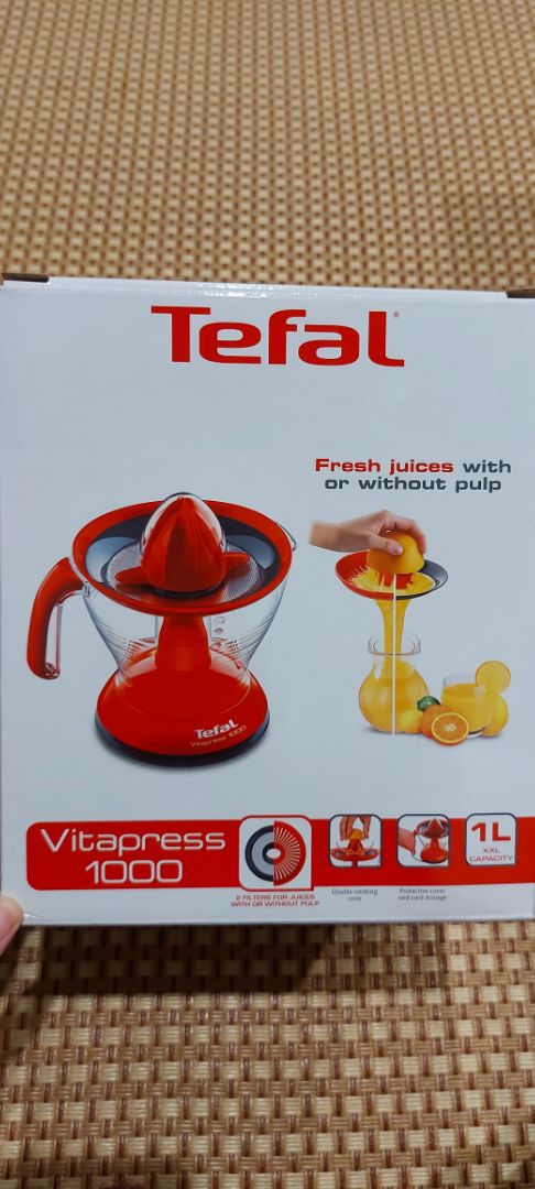 Nồi đẹp, chắc chắn, dùng rất thích. Mình được tặng kèm máy vắt nước cam rất ổn. Tiki giao hàng nhanh nhiệt tình.
Nhưng mình không tìm thấy phiếu bảo hành hay tem dán gì trên sản phẩm để đăng ký bảo hành, nhờ shop thông tin giải đáp giúp