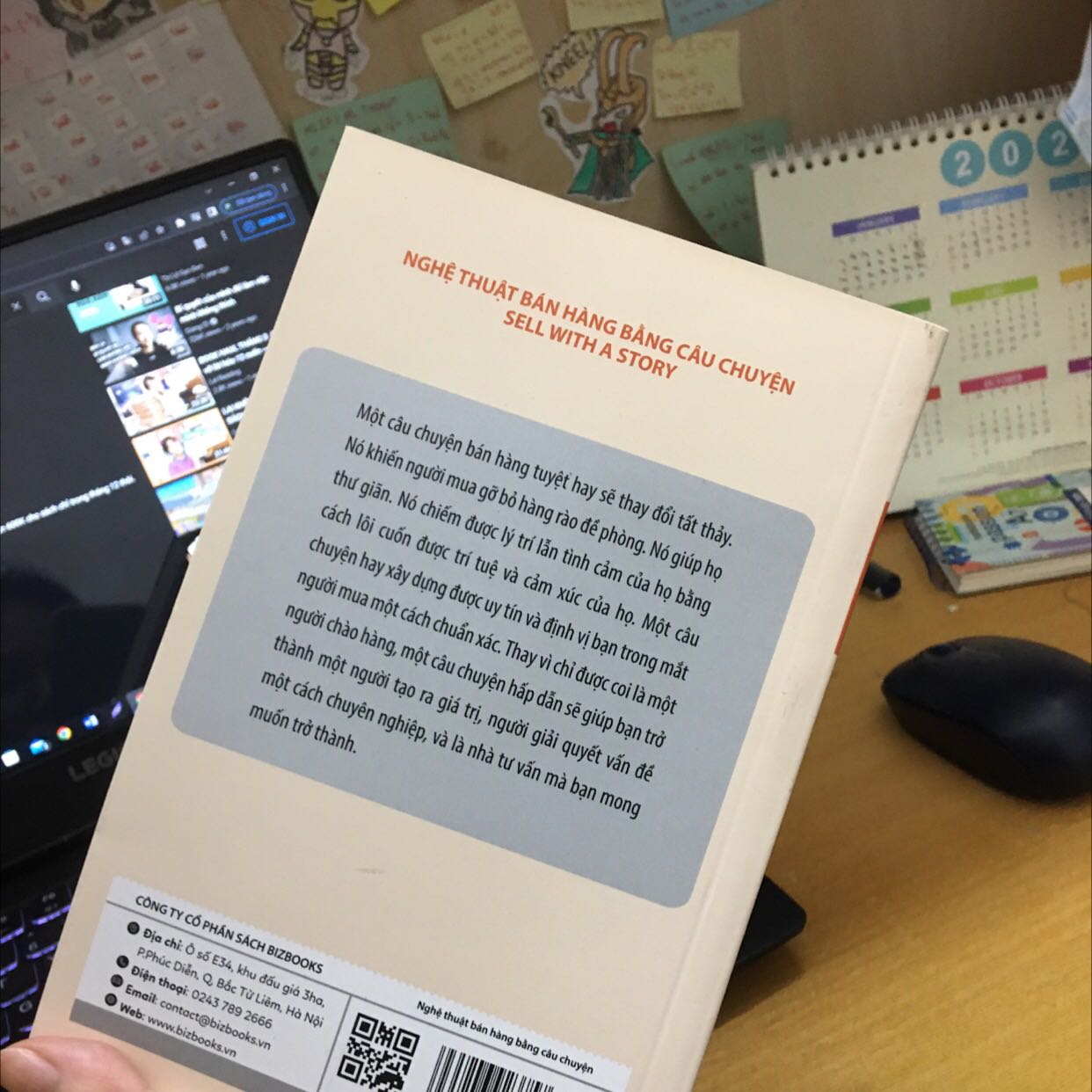 Sách phù hợp vs những bạn nào muốn kinh doanh, nhưng cuốn này nên đọc nhiều lần để thực sự cảm đc, chứ lần đầu đọc mình cảm thấy hơi khô. Tuy nhiên vẫn là cuốn sách hay nên đọc, ko phải tự nhiên mà sách đc review cao đâu ha:)))