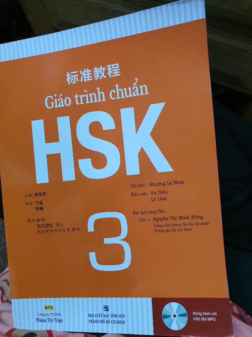 thực ra thì m ao ước có quyển này từ lâu rồi nhưng bây giờ mới có tiền để mua