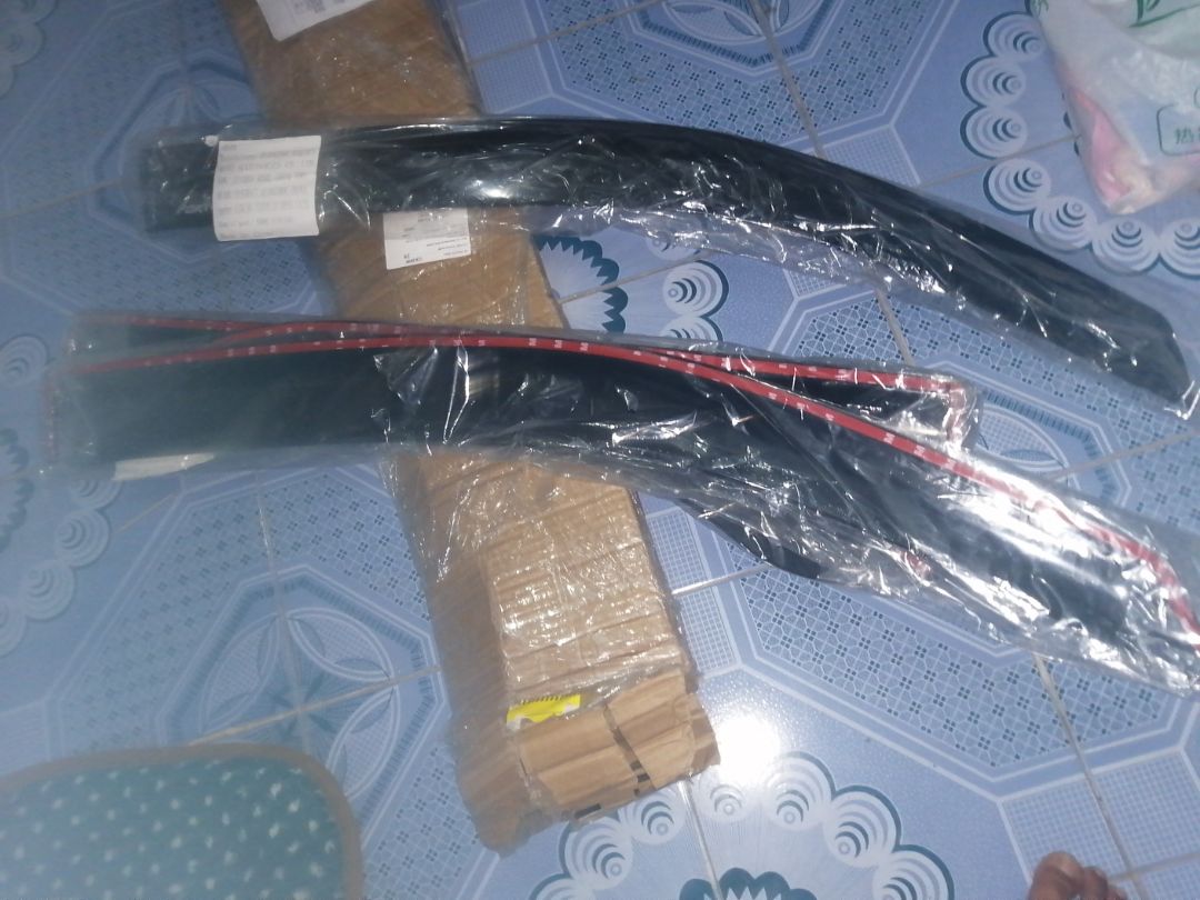 Đặt dè xpander mà chuyển lại là dè Toyota fotuner không hiểu nổi shop