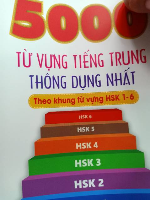 đóng gói kỹ, sách mới thơm lắm luôn, giao diện dễ nhìn dễ đọc