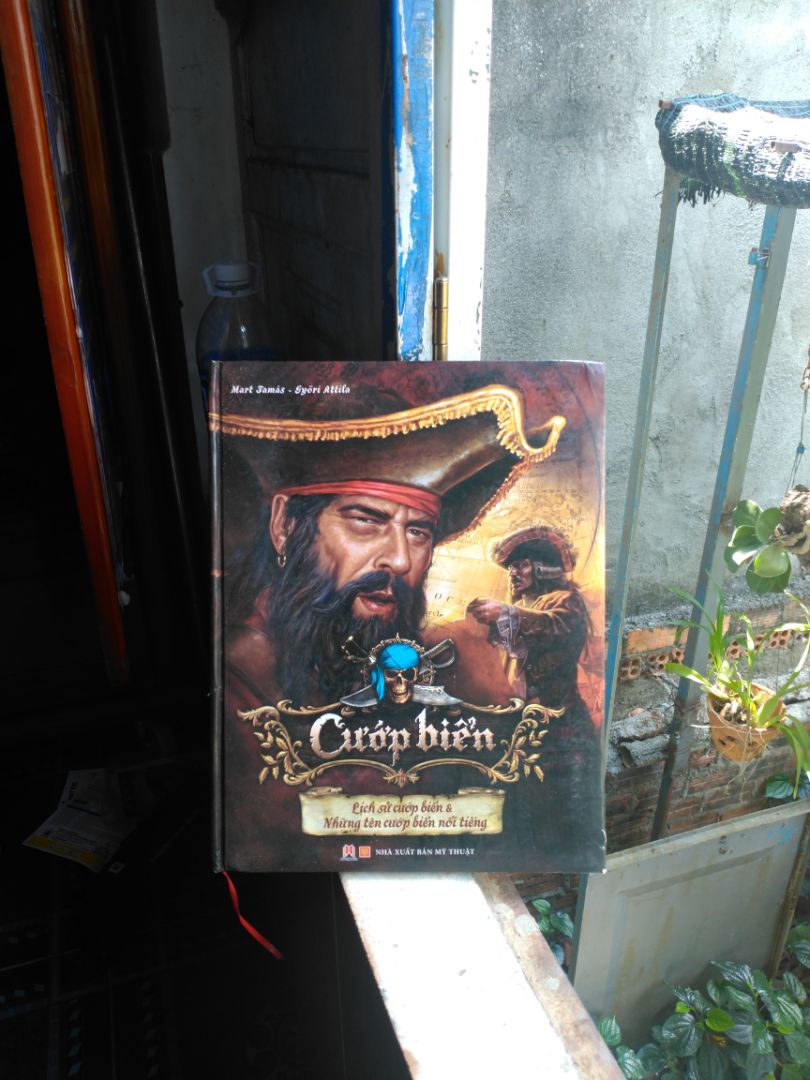 Sách này là sách cũ. Riêng quyển này Tiki giao sách cũ.