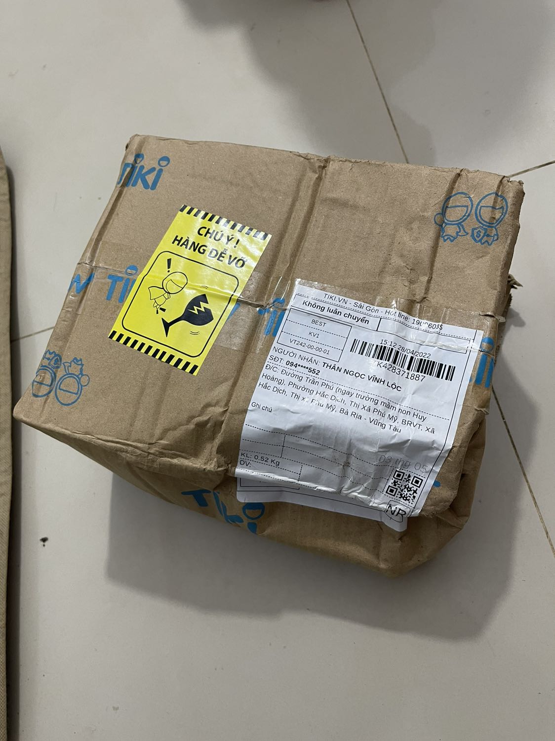 Tạm tạm thôi, có phần bảo vệ camera nên không thích lắm. Tạm tạm thôi, có phần bảo vệ camera nên không thích lắm.