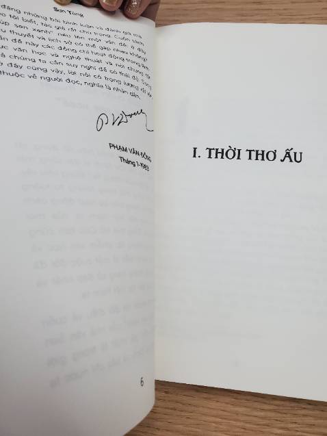 Sách in đẹp lắm, giấy dày dặn.
Ủng hộ Fahasa, ủng hộ Tiki
