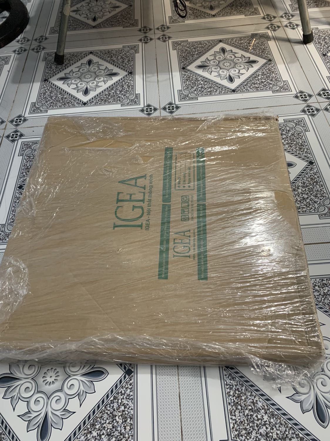 Rất hài lòng.Giao hàng nhanh . Lắp tầng dưới hơi mất thời gian. Có lỗi nhỏ là vít của tầng dưới hơi dài nhưng ko đáng kể . Nói chung cảm thấy ưng ý.? Rất hài lòng.Giao hàng nhanh . Lắp tầng dưới hơi mất thời gian. Có lỗi nhỏ là vít của tầng dưới hơi dài nhưng ko đáng kể . Nói chung cảm thấy ưng ý.?