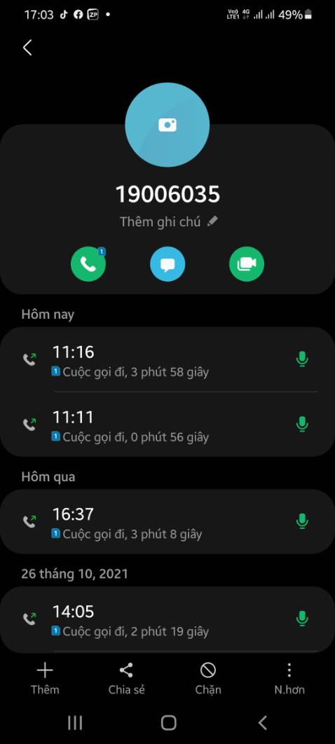 Đề nghị TIKI nhanh chóng giải quyết:
- Đặt hàng ngày 10/10, hẹn 18/10 giao hàng, sau đó báo giao trể sau 25/10.
- Ngày giao hàng lần 1 (26/10) thì tài xế giao hàng báo xe tải không vào nên hủy giao hàng.
- Ngày giao hàng lần 2 (27/10) giao nhận bình thường, sau đó hẹn lắp đặt.
- Sáng ngày 28/10 nhân viên lắp đặt xong thì tôi phát hiện mặt trước của máy giặt đã bị bể, báo nhân viên lắp đặt. Nhân viên lắp đã tiếp nhận và báo về Công ty nhưng tôi không thấy Công ty liên hê lại.
- Liên hệ Tổng tài để phản ánh giải quyết thì mới được ghi nhận nhưng không thấy hướng giải quyết{ Tổng đài TIKI có thu phí nhưng liên hệ 3_5 lần mới gặp được nhân viên, mặc dù không liên hệ được nhân viên nhưng hệ thống Trả lời tự động vẫn thu thu phí 1000đ/phút)