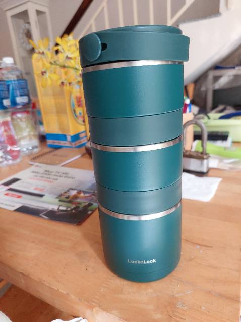 Giao hàng nhanh. Mẫu mã đẹp, chắc chắn.