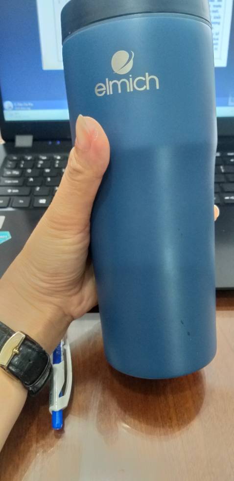 Tổng thể thì rất ổn. K mùi. Chỉ uống hơi khó fai uống chậm chứ nhìu là dễ bị đổ. K bị rò rỉ. Giữ lạnh tốt. 
Rất tiện khi fa cafe hay ngủ cốc ( giữ nhiệt tốt)
Còn bền thì fai để thời jan mới trả lời dc.
Với giá mua 199k thì ổn.