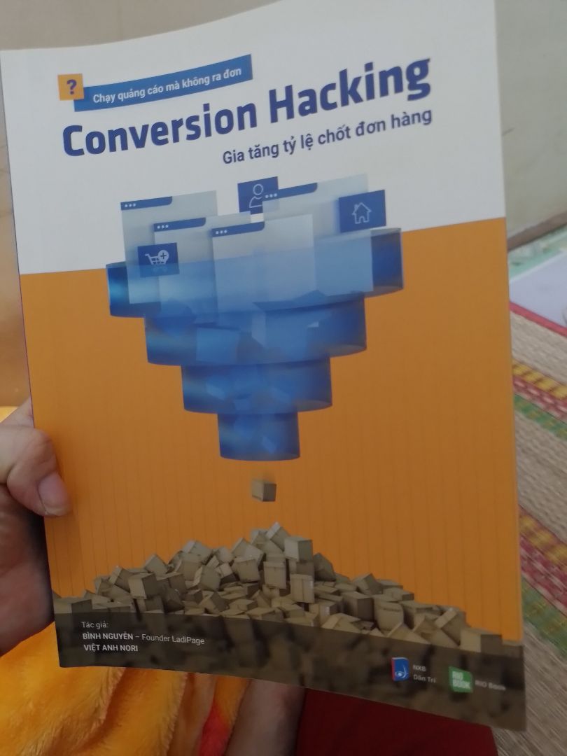 mình rất hài lòng về cuốn sách này, giao hàng nhanh