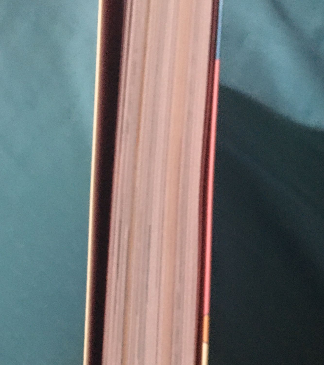 Uầy sách to với dày vl lun mìn ko có thói quen đọc sách nhưng thấy cuốn này phải “múc” liền mìn cũn chưa đọc nhưng thấy sách rất bắt mắt mua về ko bít bao h đọc hết nữa hihi >