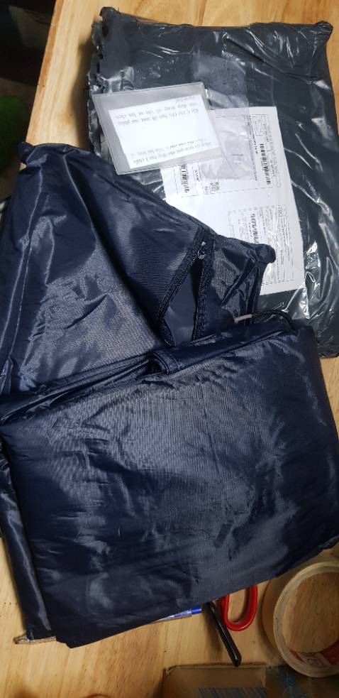 Hàng gói cẩn thận. Vải dù đẹp. Ok