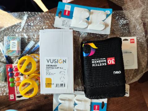 Đẹp, bền, nhìn rất thích đọc.